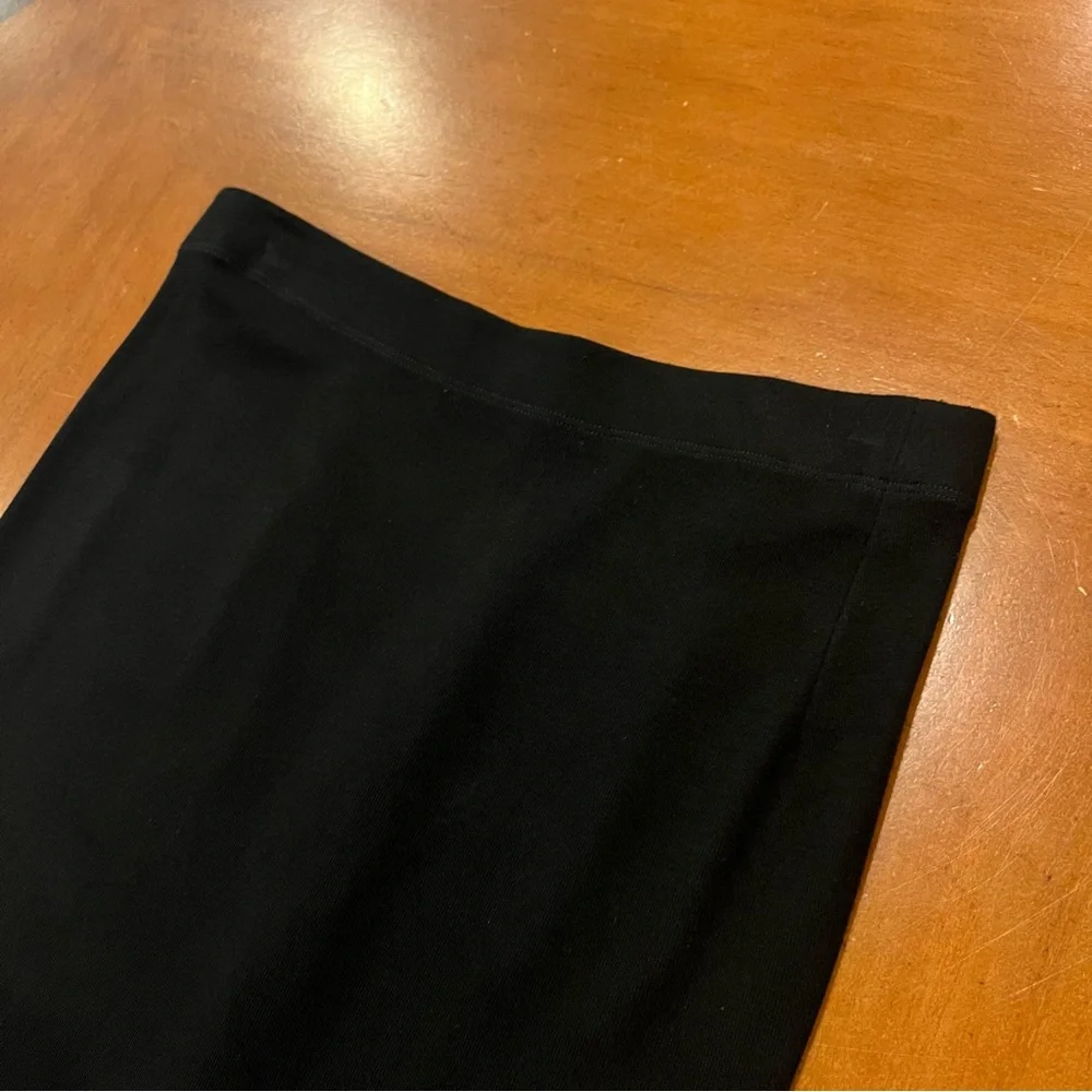 VINCE Women’s Viscose Blend Pencil Skirt Black Large Knee-Length Office